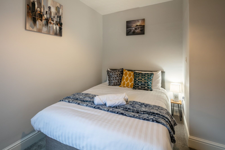 Bedroom 2, Blue Rose Cottage, Carmarthenshire