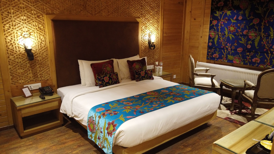 Bedroom 4, Kolahoi Green Heights Gulmarg, Baramulla