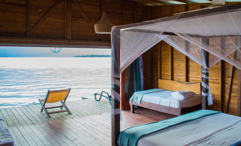 Bedroom 3, The Sea Monkey, Bocas del Toro