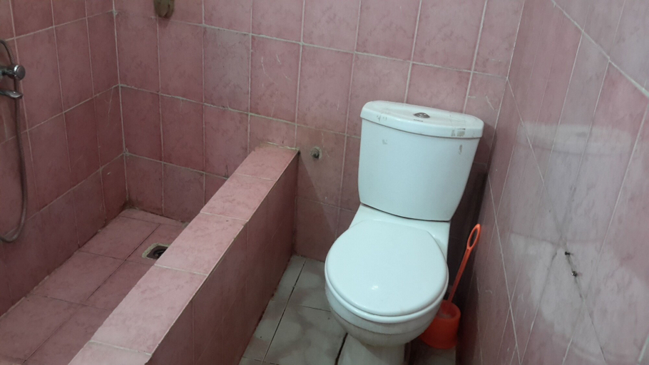 Bathroom 3, Birhan Villa, Addis Abeba