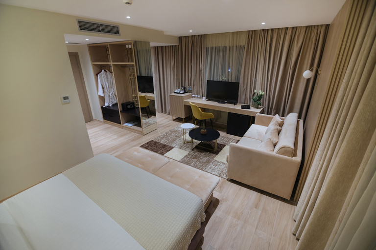 Bedroom 3, Gloria Palace Hotel, Kavajës