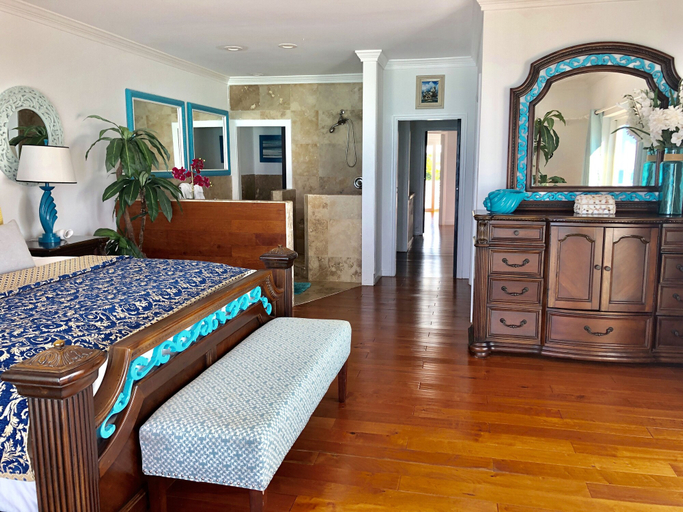 Bedroom 2, Caprice 7 Ocean Front Villa private Pool