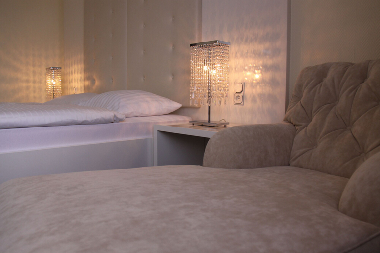 Bedroom 5, Hotel Zur Krone, Limburg-Weilburg