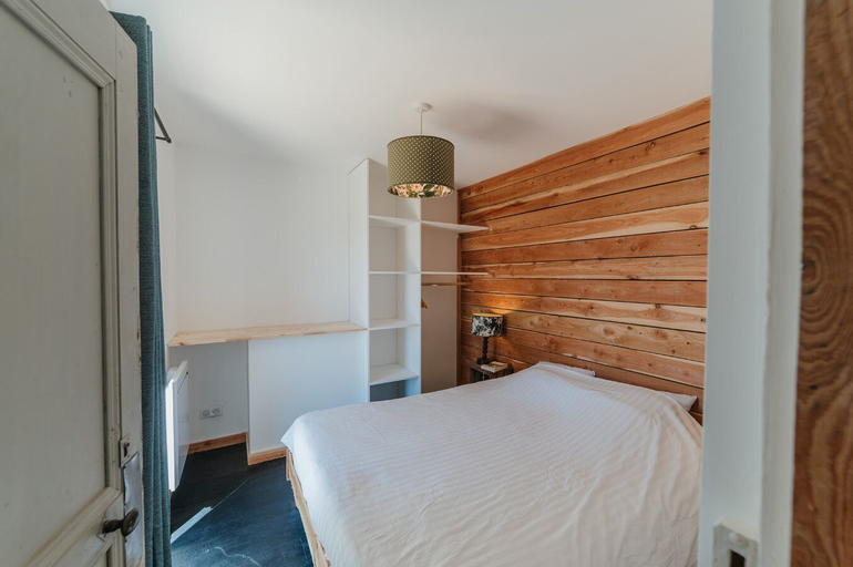 Bedroom 4, La Petite Maison Basse Corréo, Hautes-Alpes