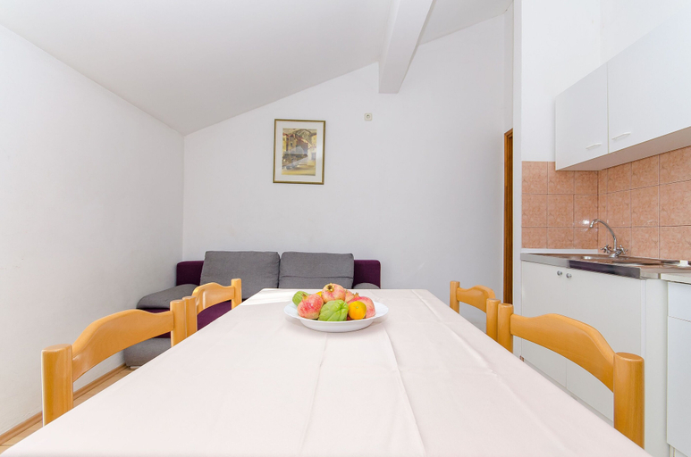 Others 5, Apartments Zoran, Gradac