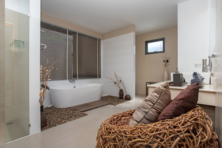 Bathroom 4, Modern 4BR Pool Villa Virginie Naiharn, Pulau Phuket