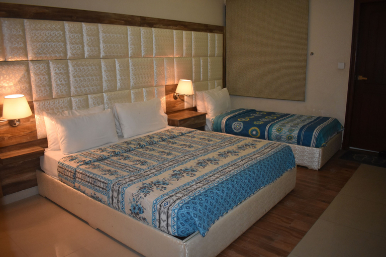 Bedroom 2, Hotel Akkas, Rawalpindi