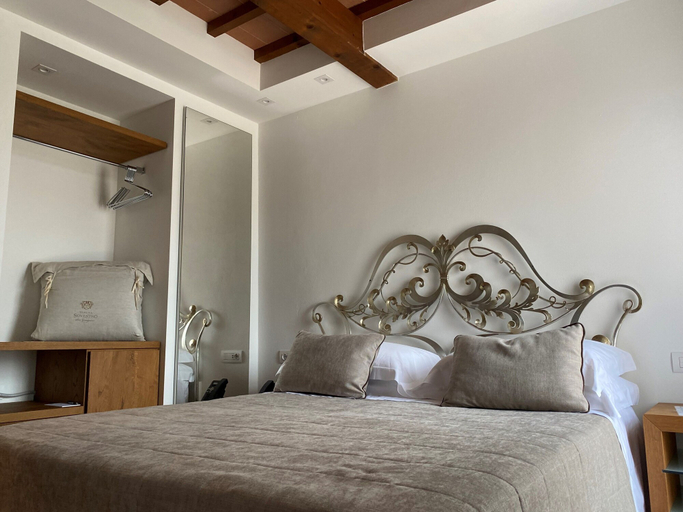 Bedroom 2, Tenuta Sovestro - Agriturismo e Winery, Siena