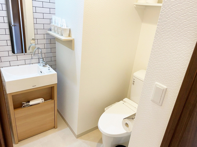 Bathroom 4, At RLiS House Osaka Domecity, Osaka
