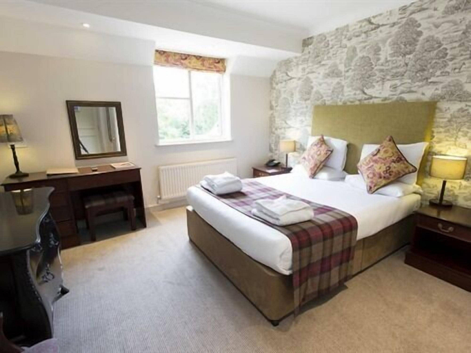 Bedroom 2, Hadley Bowling Green Inn, Worcestershire