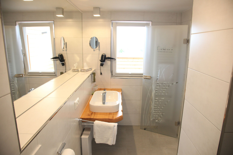 Bathroom 3, AKZENT Hotel Altes Casino, Fulda