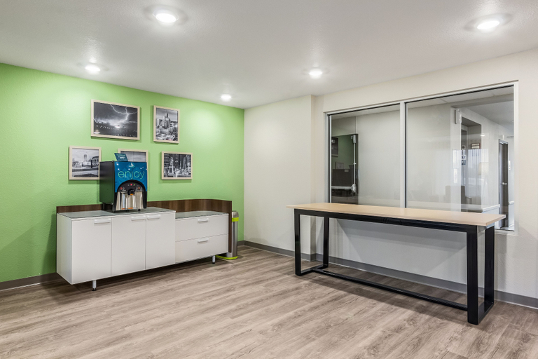 Others 5, WoodSpring Suites Colton, San Bernardino