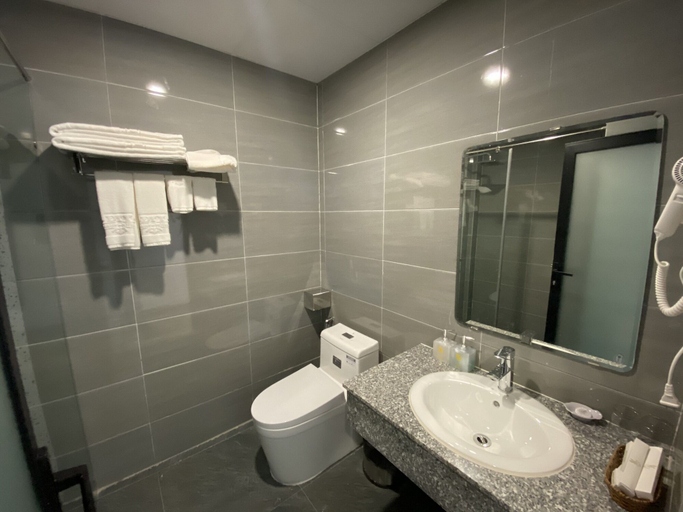 Bathroom 3, Harry Phu Quoc 2, Phú Quốc