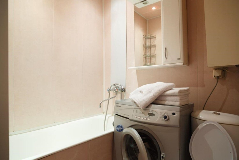 Bathroom 2, InnDays Podolsk Chekhov str 8, Podol'sk