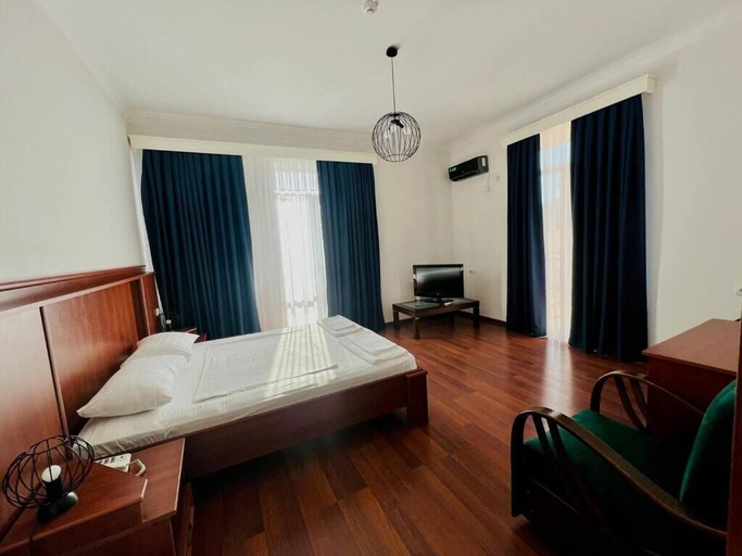 Bedroom 5, Hotel Aristocrat, Tbilisi