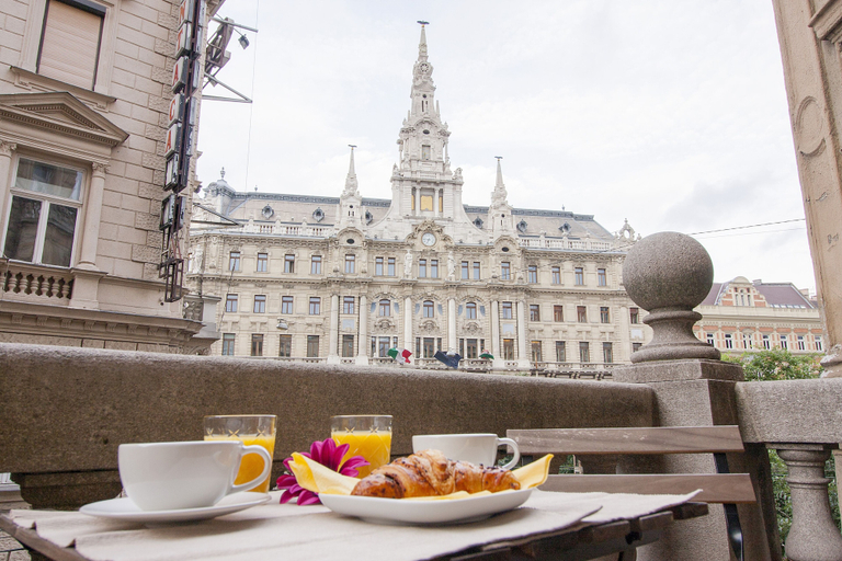 Exterior & Views 2, New York Palace View Apartment, Budapesti