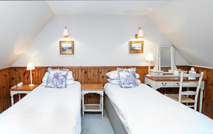 Bedroom 2, Eilean Iarmain, Highland
