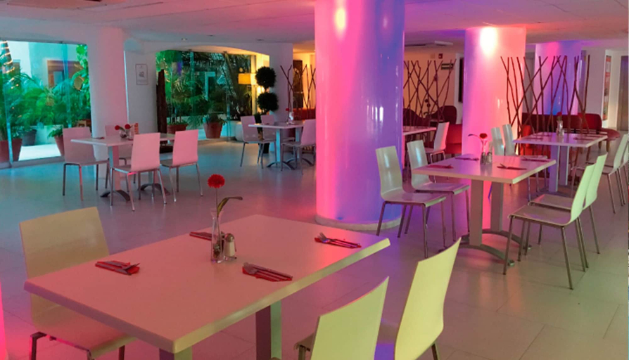 Food & Drinks 5, Adhara Express , Isla Mujeres