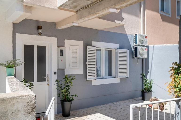 Exterior & Views 2, Apartments Diva, Šibenik