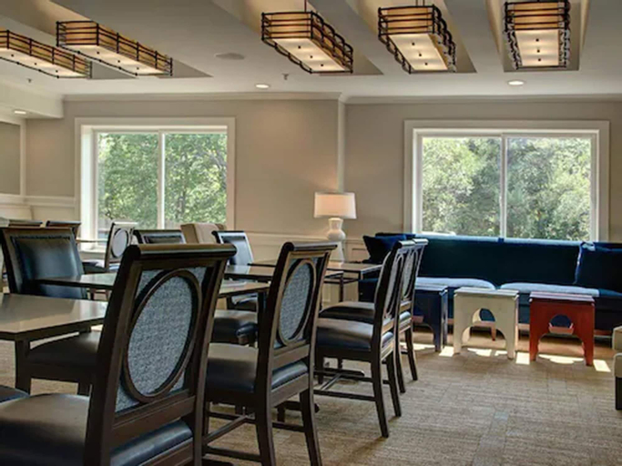 Food & Drinks 5, Sag Harbor Inn, Suffolk