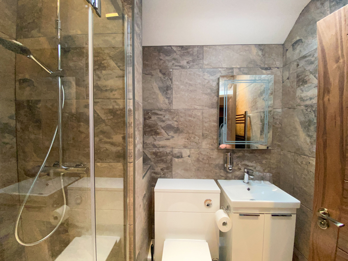 Bathroom 4, Glaramara Hotel, Cumbria