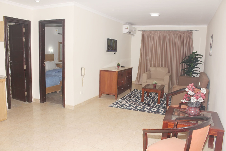 Others 4, Royal Residence City Center, Bulaq