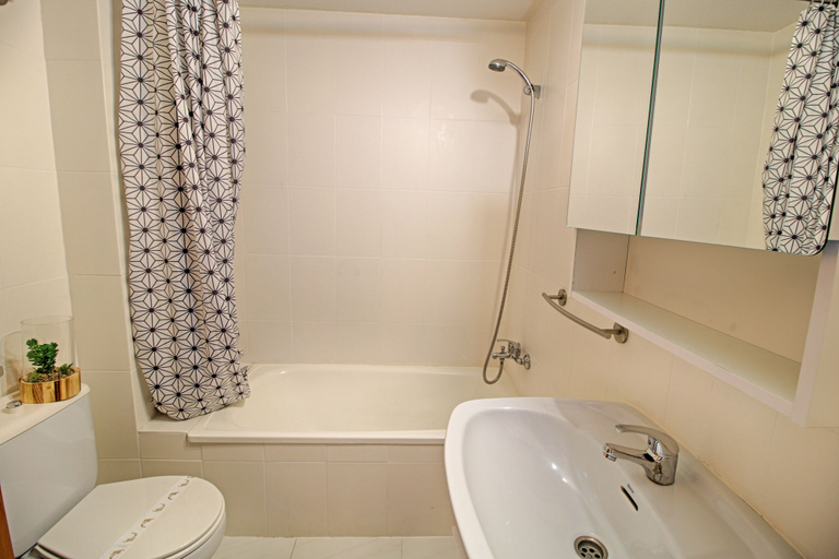Bathroom, Apartamento Apolo VI, Alicante