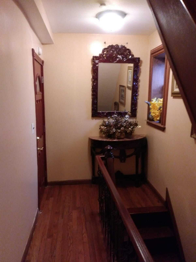 Others 5, East 42nd Mansion, New York