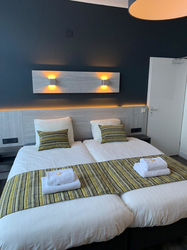 Bedroom 4, Hotel Royal, Terneuzen
