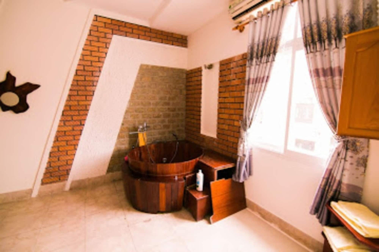 Others 3, Dong Phuong Hotel, Qui Nhơn