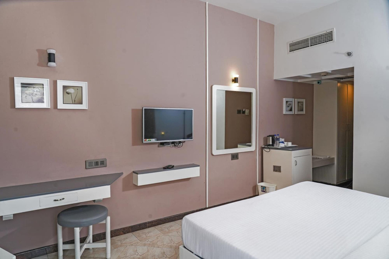 Bedroom 3, Hotel Indraprastha, Palakkad