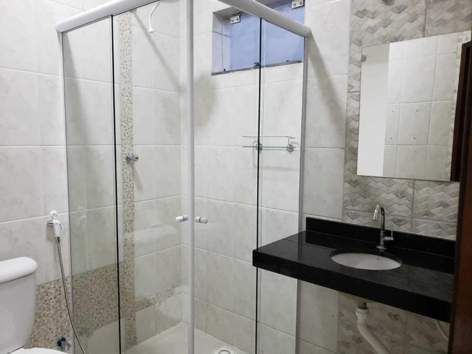 Bathroom 2, Studio Recanto do Teimoso Centro, Ubatuba