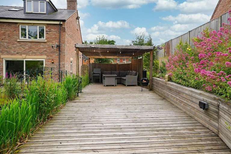 Exterior & Views 2, Rent My Spa Home With Pool Table, Hottub and Sauna, Derbyshire