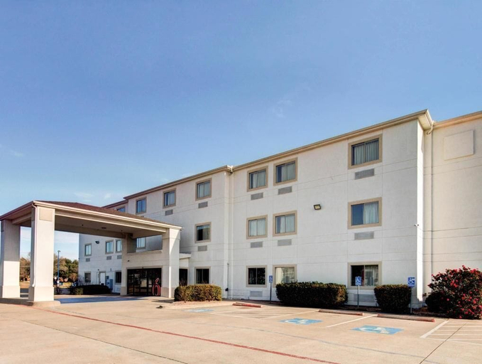 Exterior & Views 2, Motel 6 Woodway, TX, McLennan