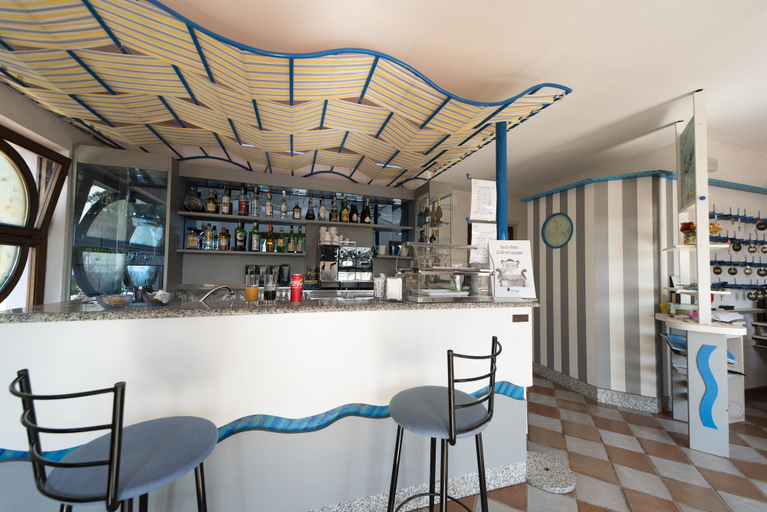 Food & Drinks 5, Residence Le Grazie Est, Livorno