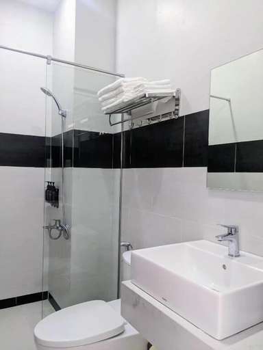 Bathroom 4, Horizon Con Dao Hotel, Côn Đảo