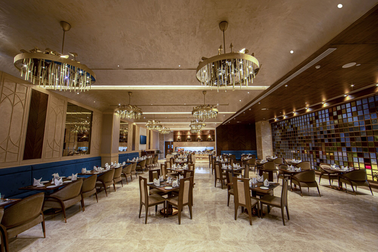 Food & Drinks 5, THE GAURS SAROVAR PREMIERE, Gautam Buddha Nagar