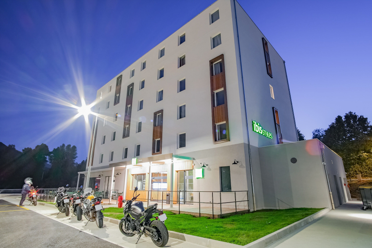 Exterior & Views 2, ibis Styles Albertville, Savoie