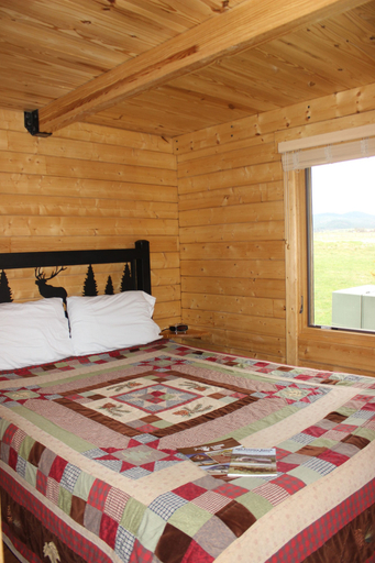 Bedroom 2, Elkhorn Ridge Resort, Lawrence
