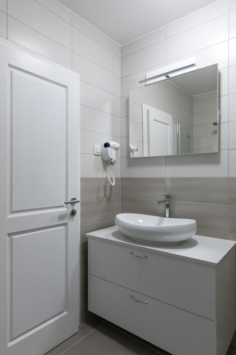 Bathroom 4, Apartment Med, Dubrovnik