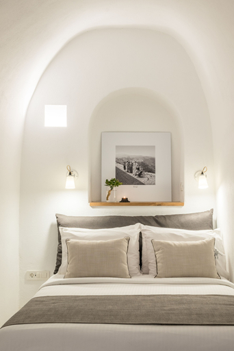 Bedroom 3, Honeymoon Petra Villas, South Aegean