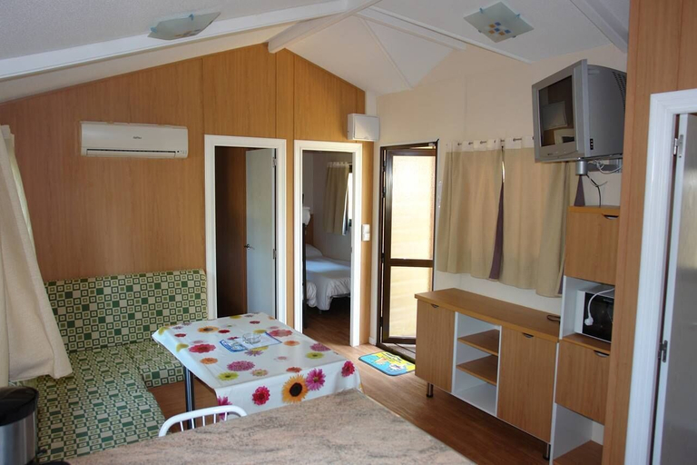 Bedroom 2, Camping Internacional de Aranjuez, Madrid