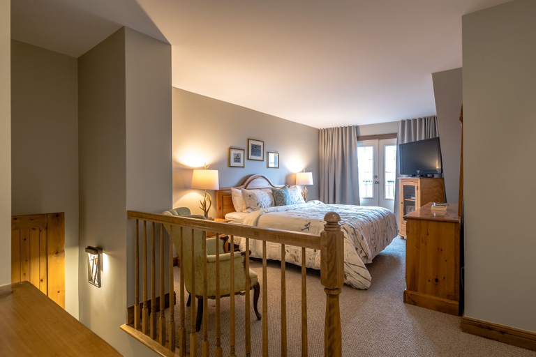 Bedroom 2, Les Falaises by Tremblant Platinum, Les Laurentides