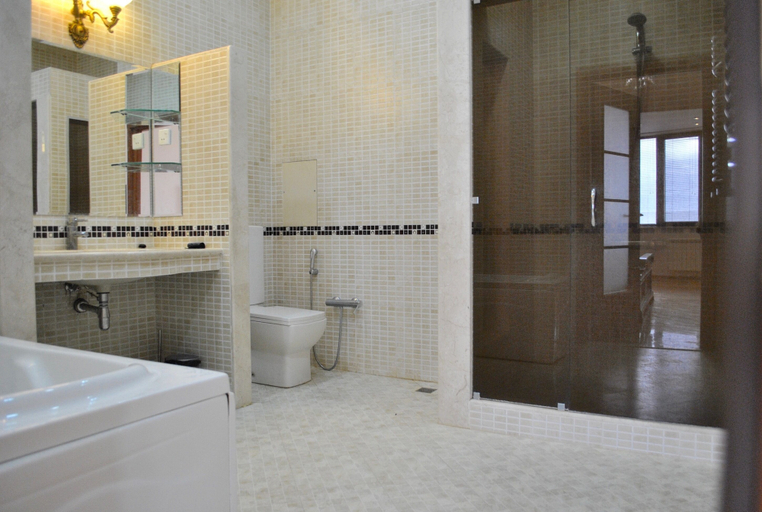 Bathroom 3, Apartment on Ismayil bay Qurtqashinli 50, Baku