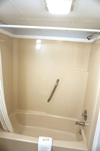 Bathroom 3, South Seas Ocean Front, Horry