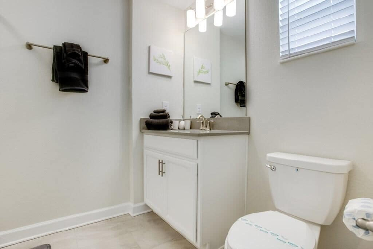 Bathroom 4, C770pbd-the Retreat at Championsgate, Osceola