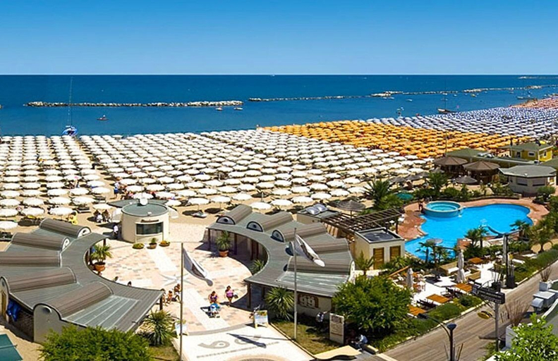 Others 5, Hotel Majorca, Rimini