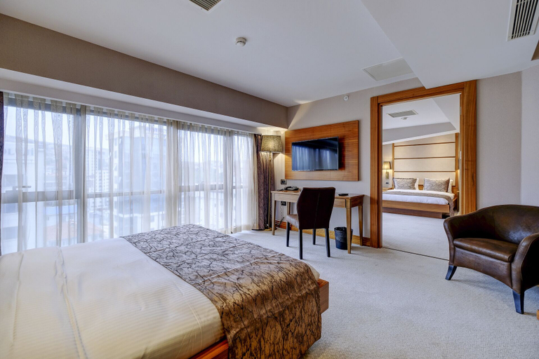 Bedroom 2, Days Hotel by Wyndham Istanbul Maltepe, Kartal