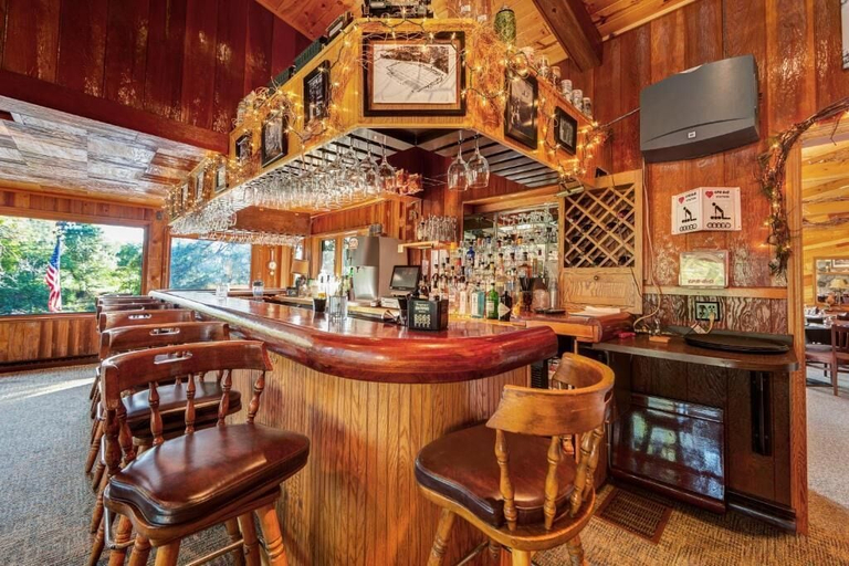 Food & Drinks 4, Chanticleer Inn, Vilas