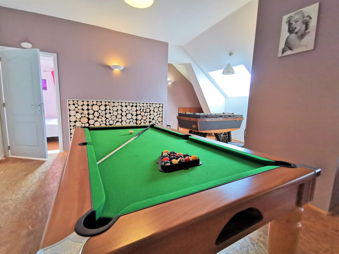 Others 5, Le Manoir de la Rulette, Luxembourg